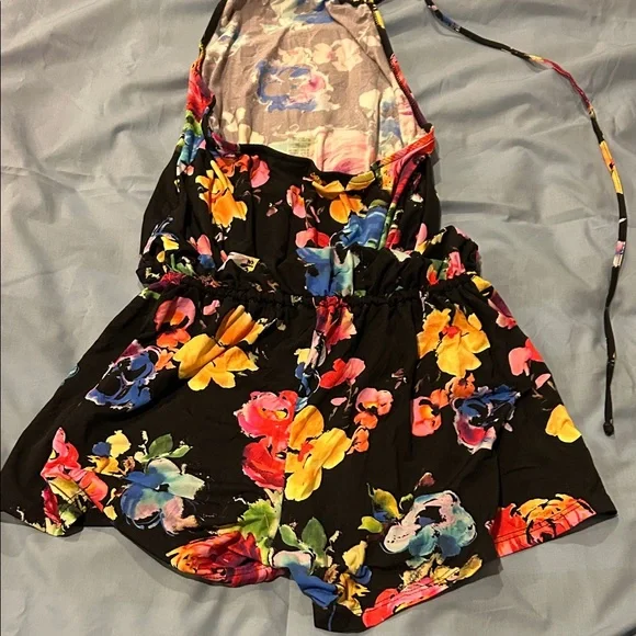 Pilyq Multicolor Floral Romper - Picture 5 of 8